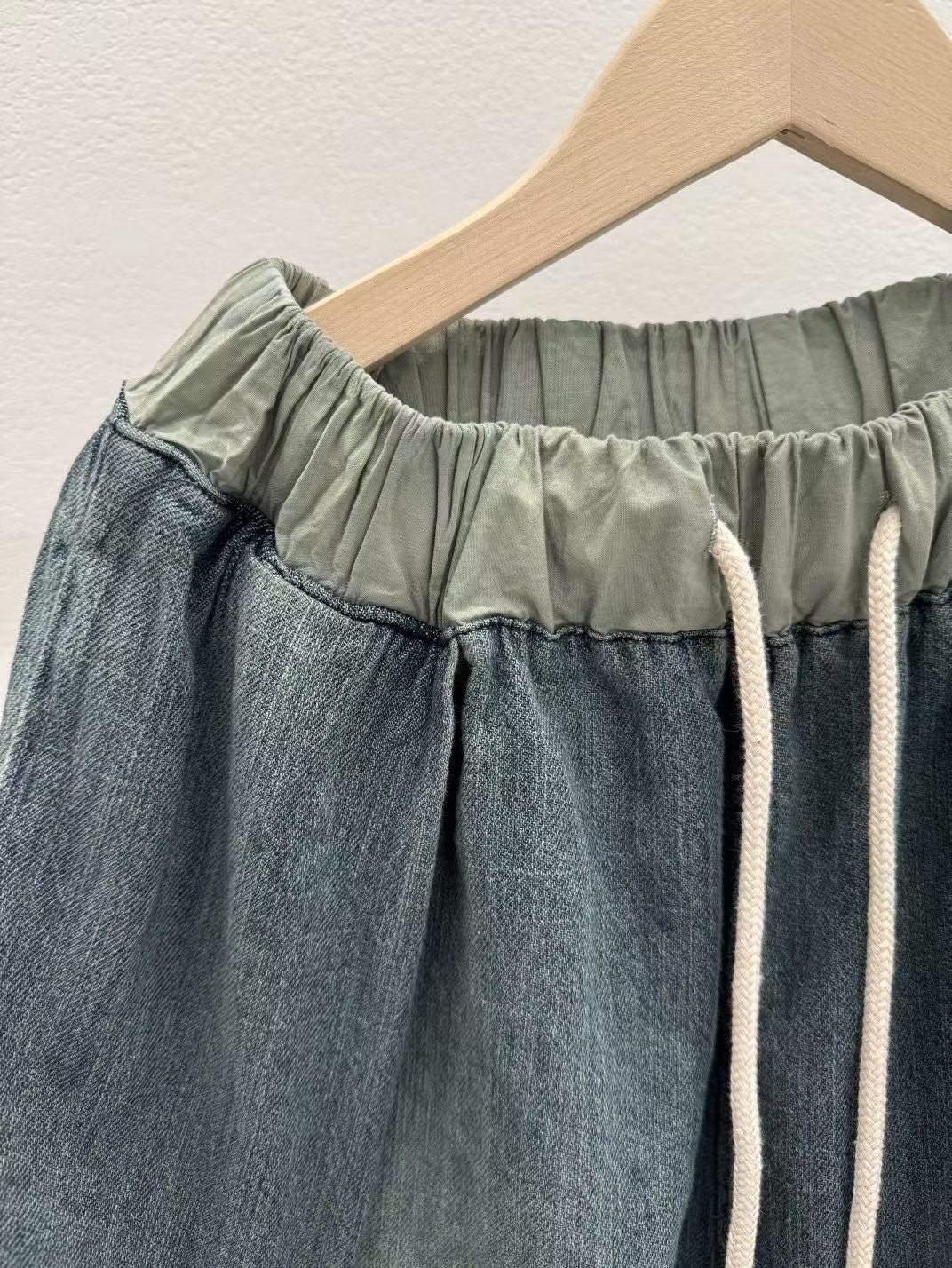 KDD126 - Bottoms
