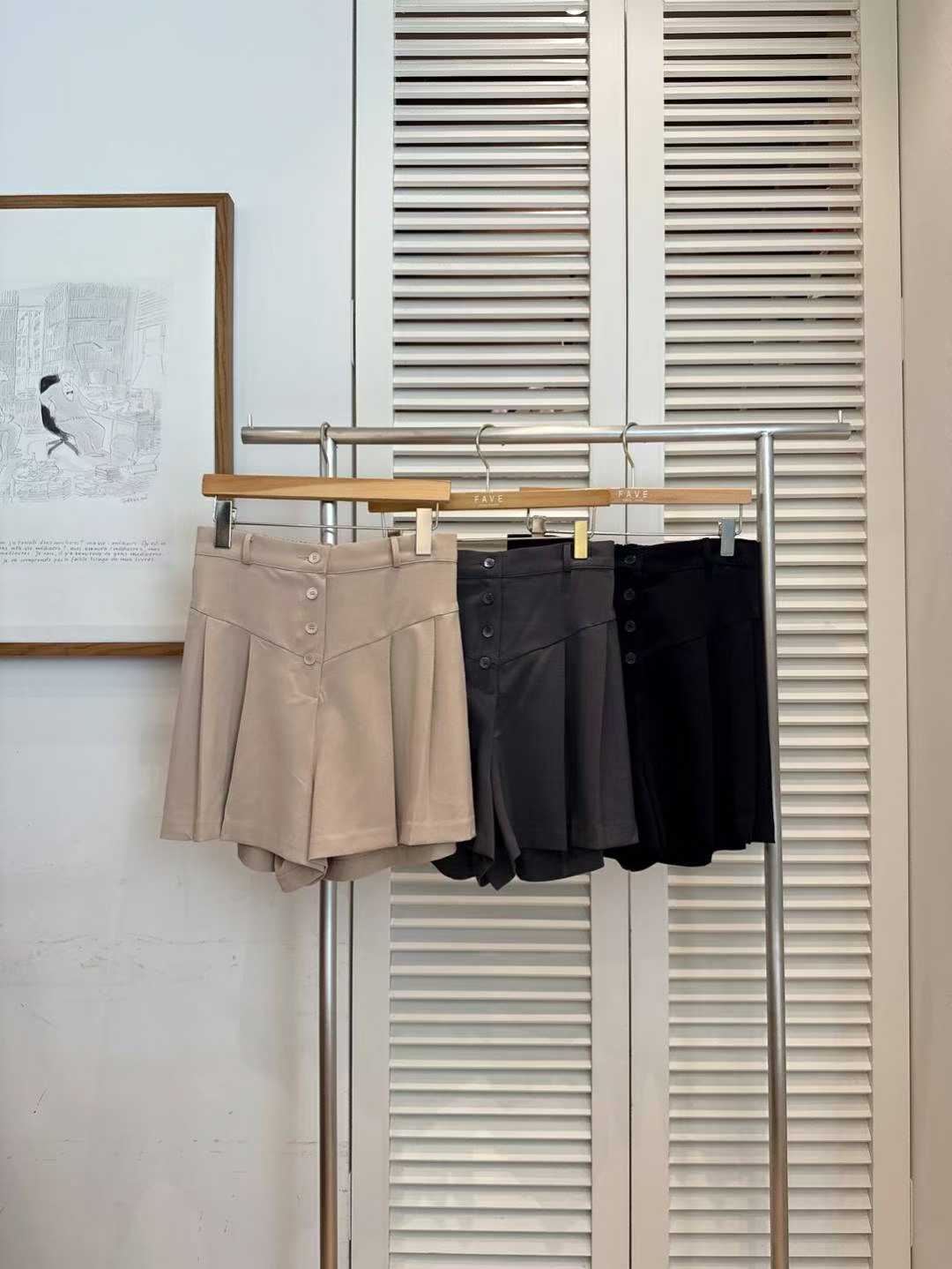 KFA813 ~ Shorts