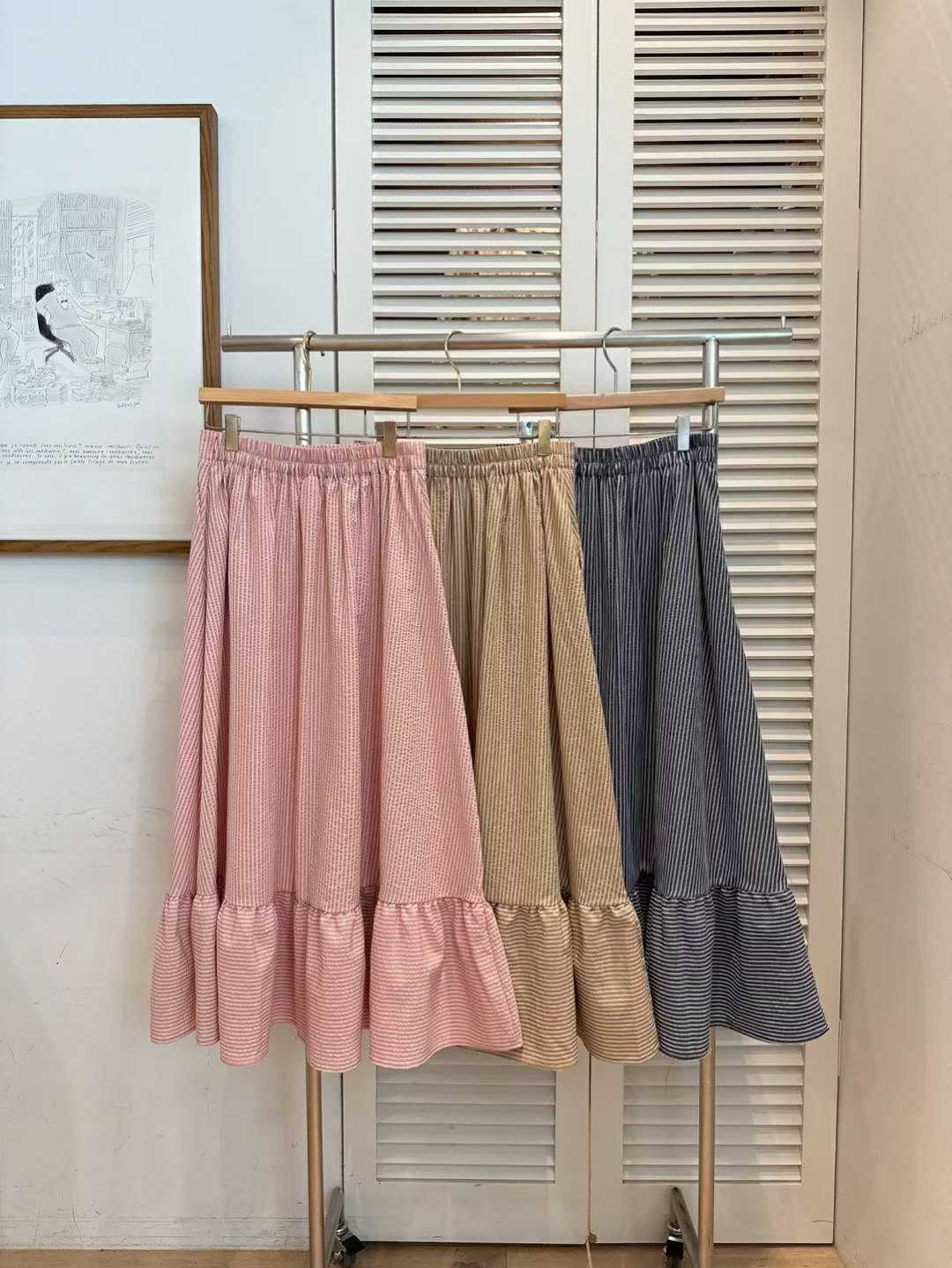 KFA814 ~ Skirt