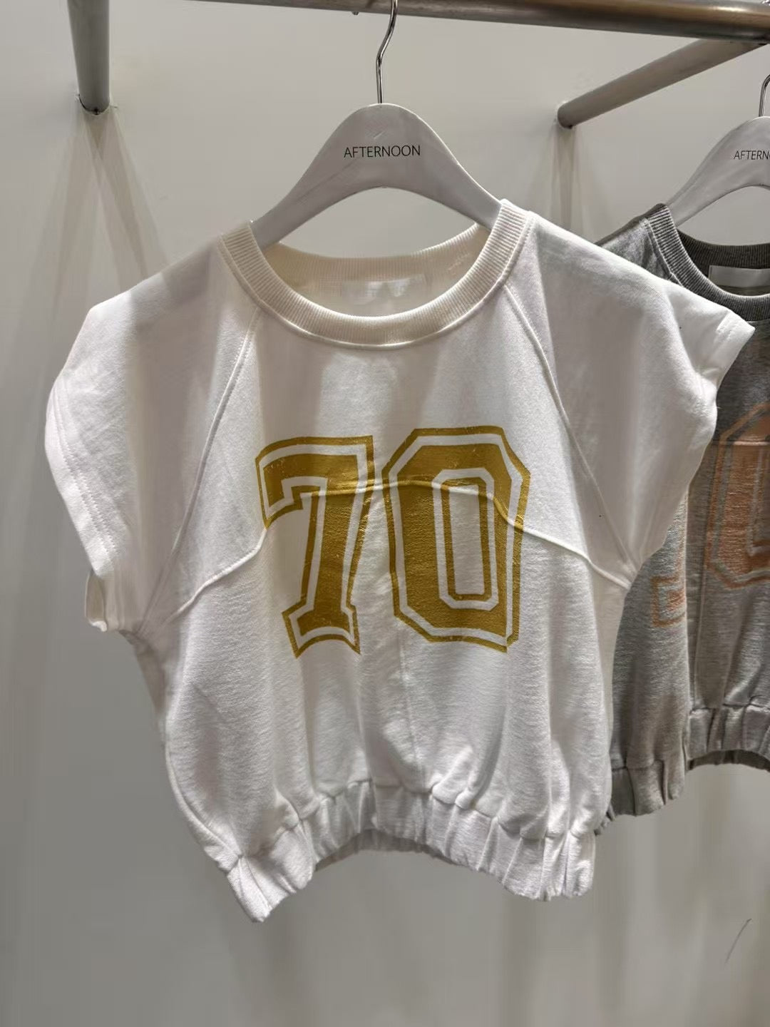 KAT411 ~ Top