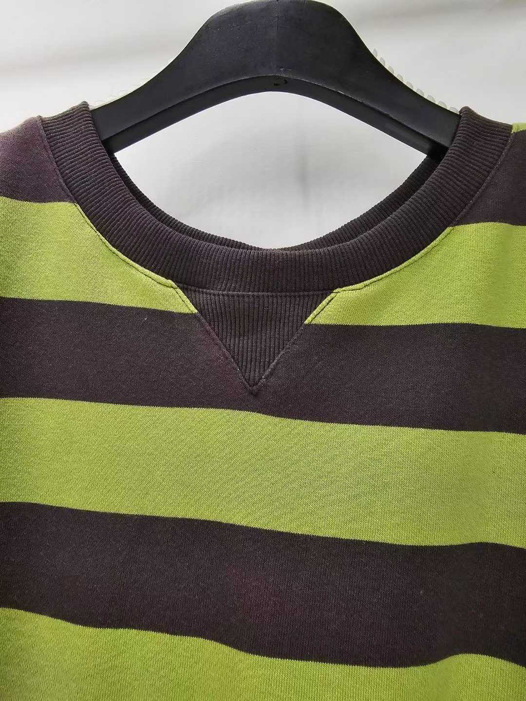 KYN2802 ~ Top