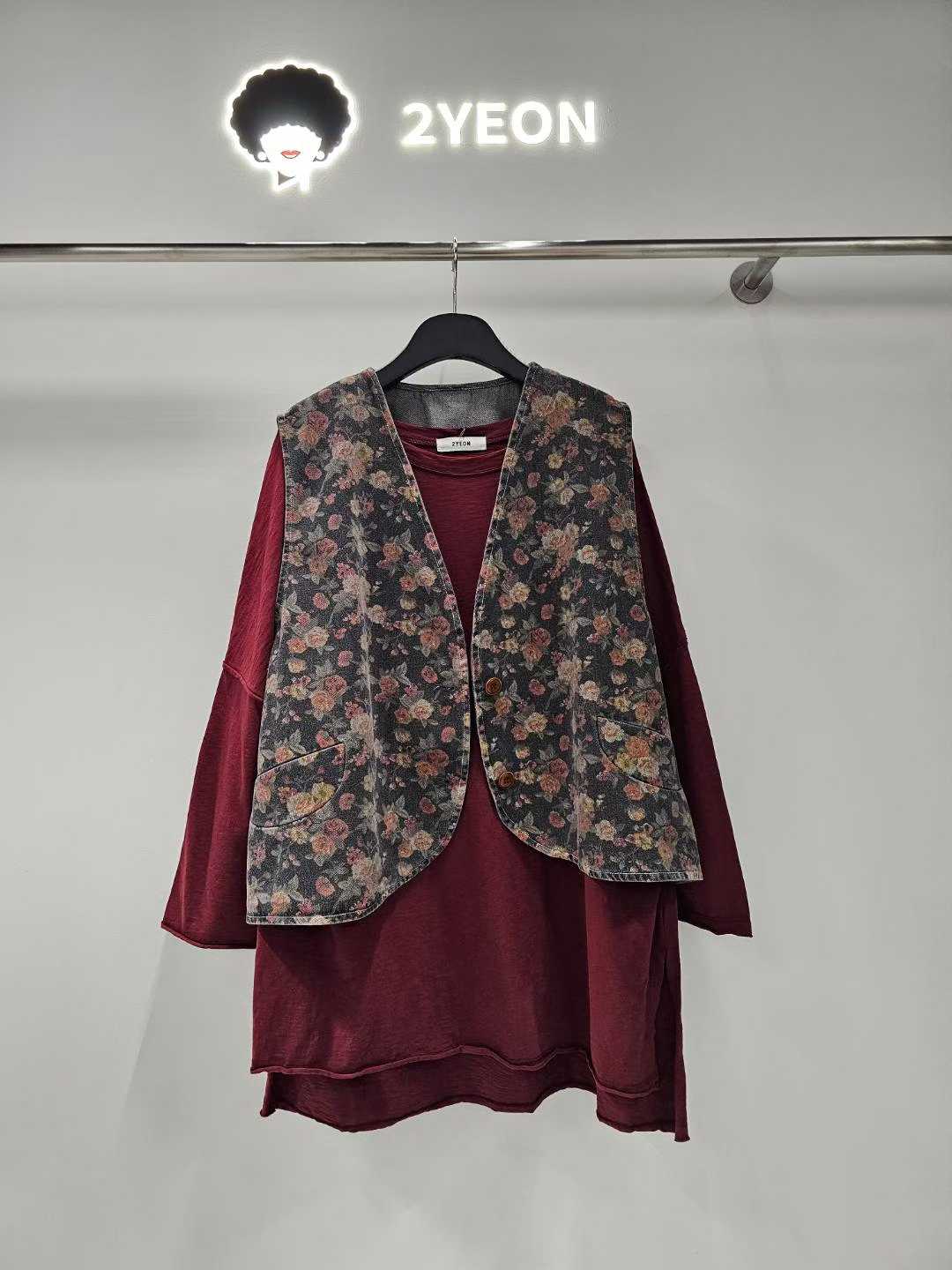 KYN2813 ~ Vest