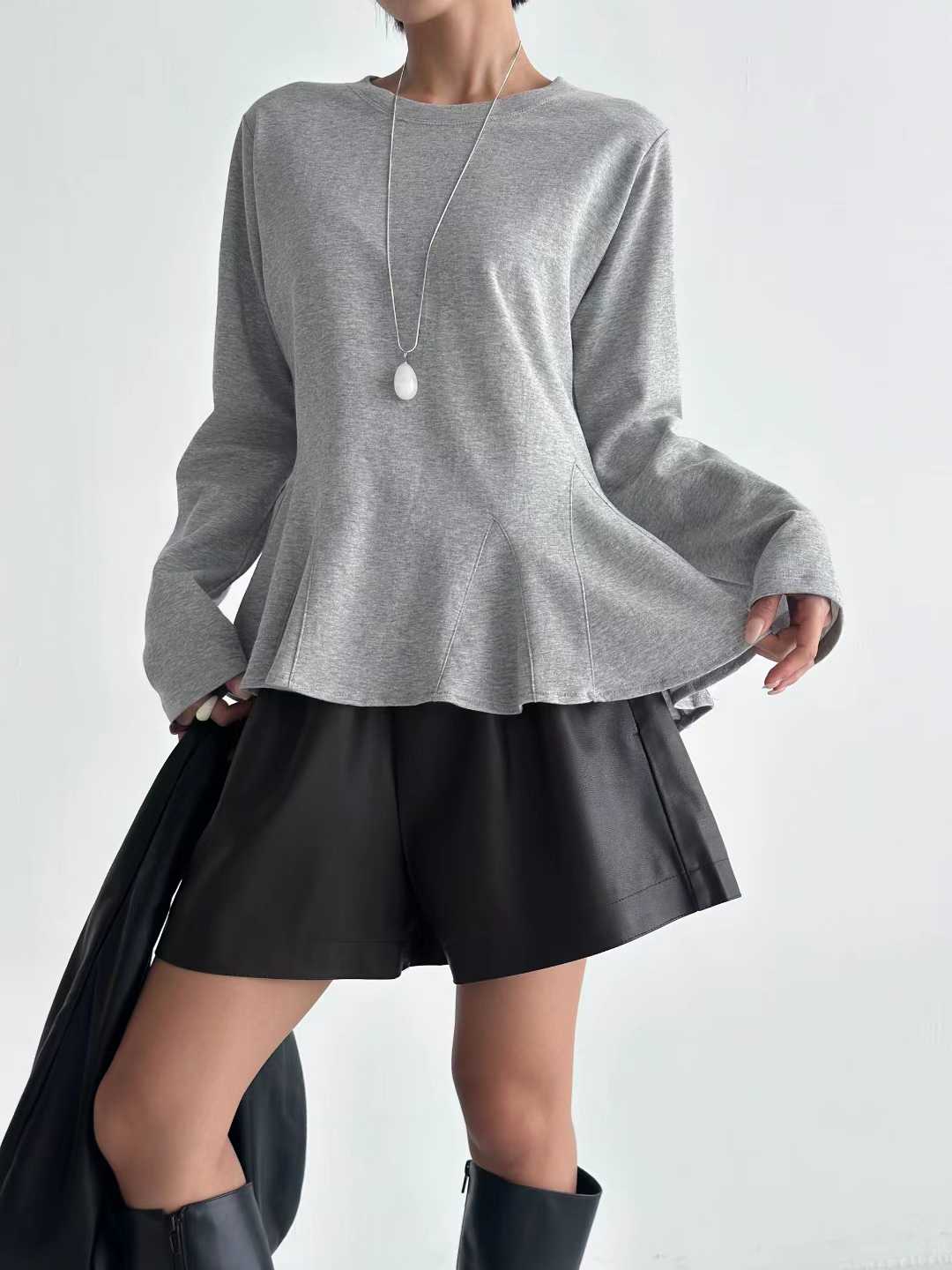 KMM804 ~ Top