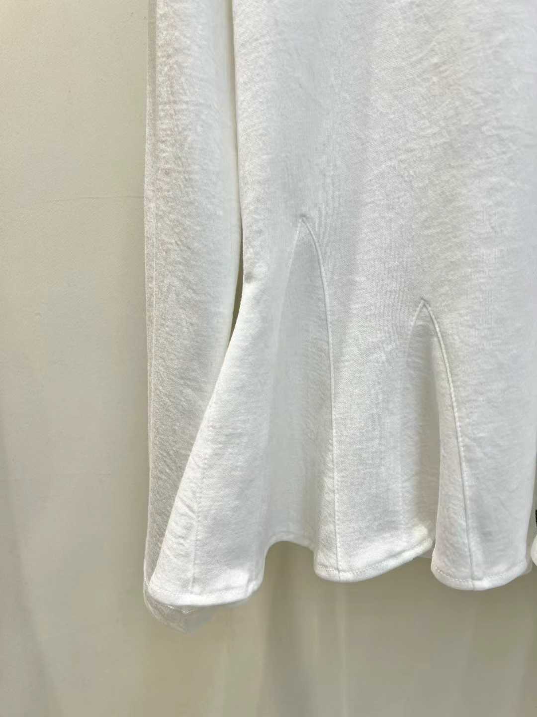 KMM804 ~ Top