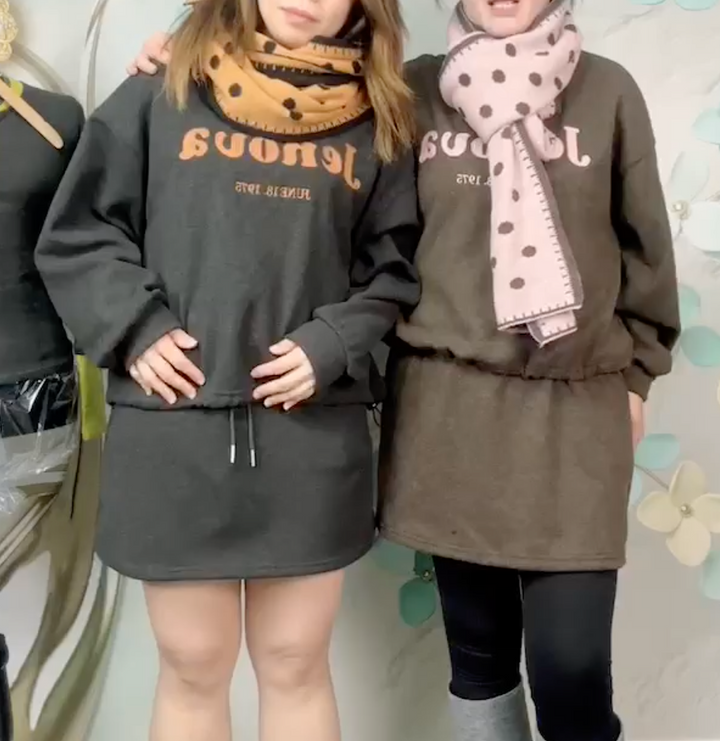 KAZ119 - Sweater + Skirt + Scarf (SET)