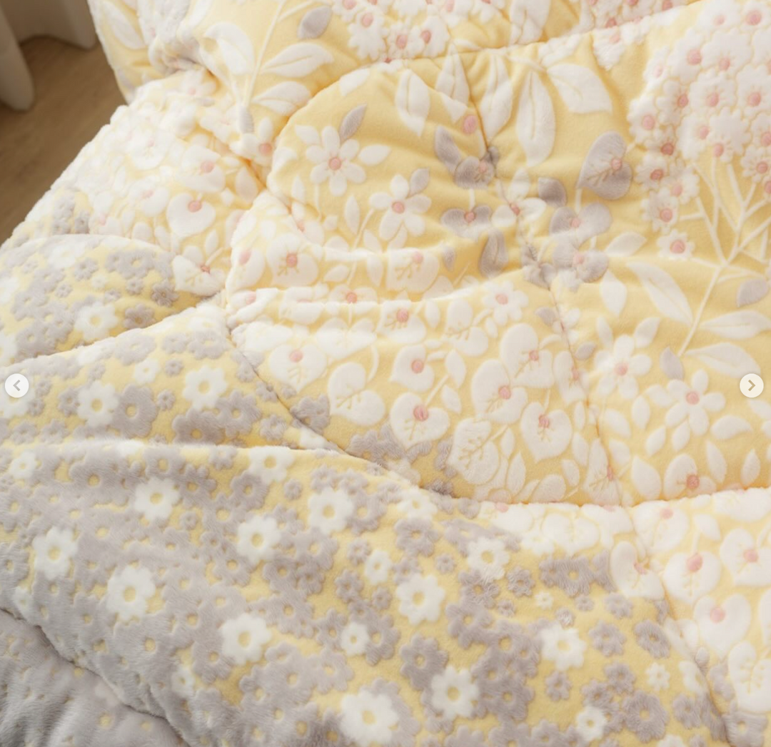 831 - Floral 極細纖維 絨毛被