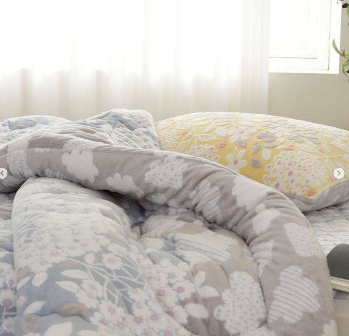 831 - Floral 極細纖維 絨毛被