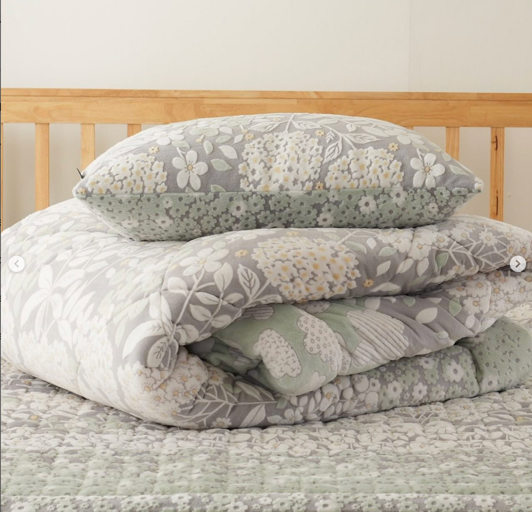 831 - Floral 極細纖維 絨毛被