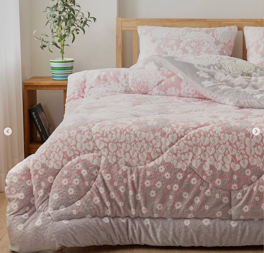 831 - Floral 極細纖維 絨毛被