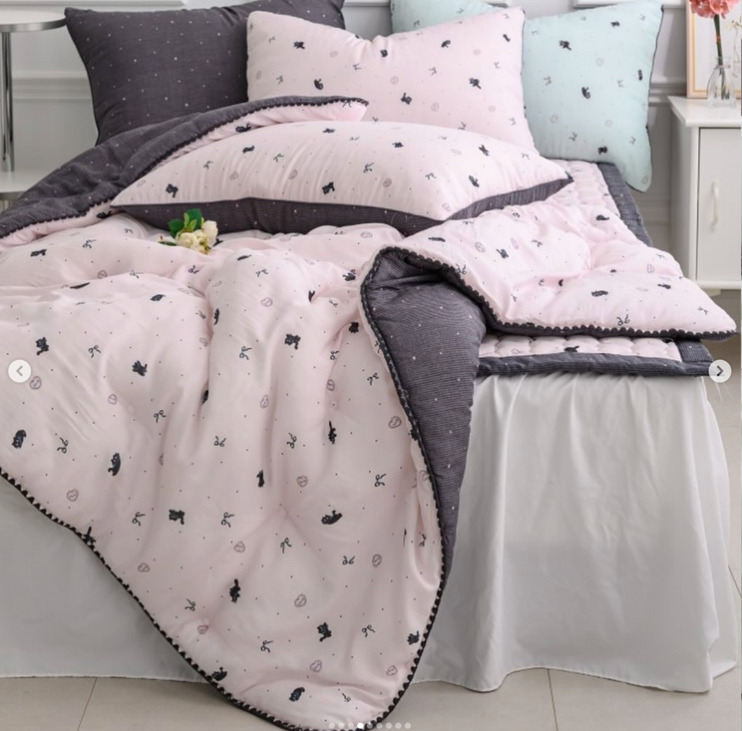 822 - Tencel Small Cat Duvet