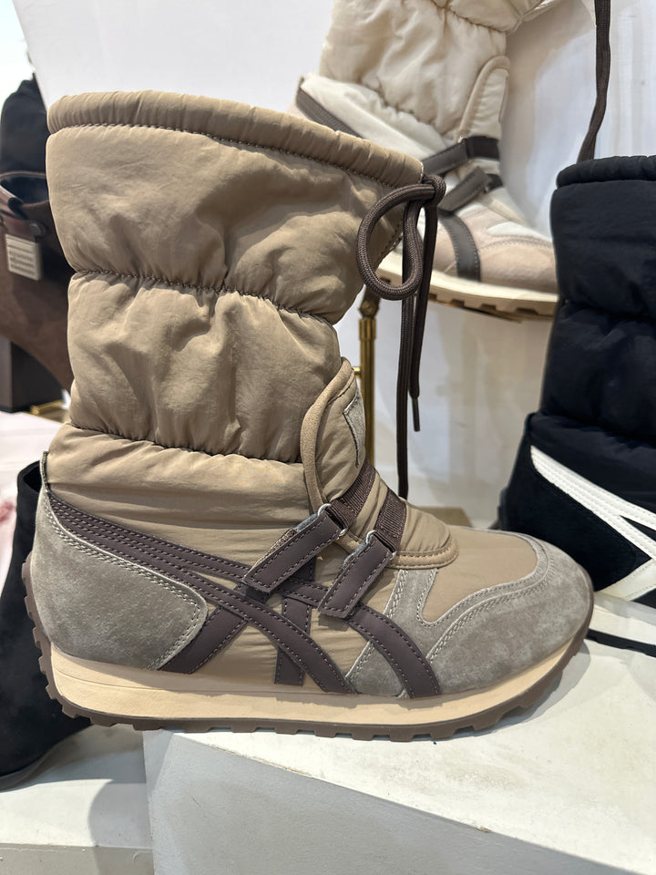 KDM111 - Cowhide Boots￼ 4cm (No Box)