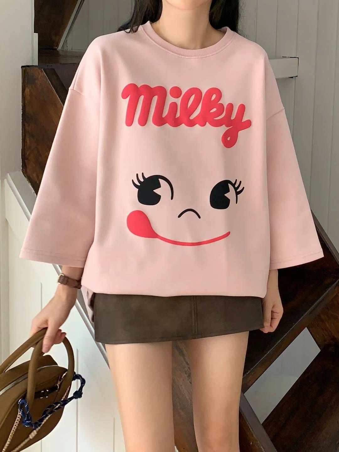 KBM838 ~ Milky Top