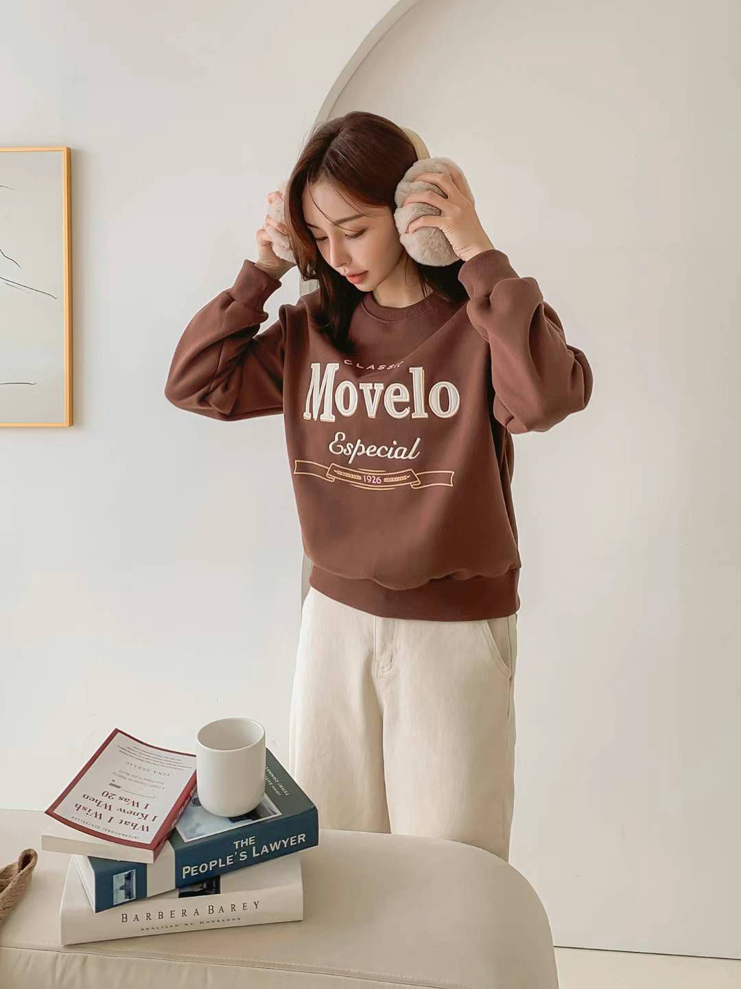 KJU116 ~ Movelo Sweater