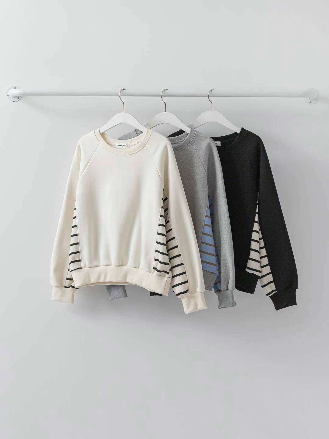 KJU118 ~ Stripe Sleeve Sweater