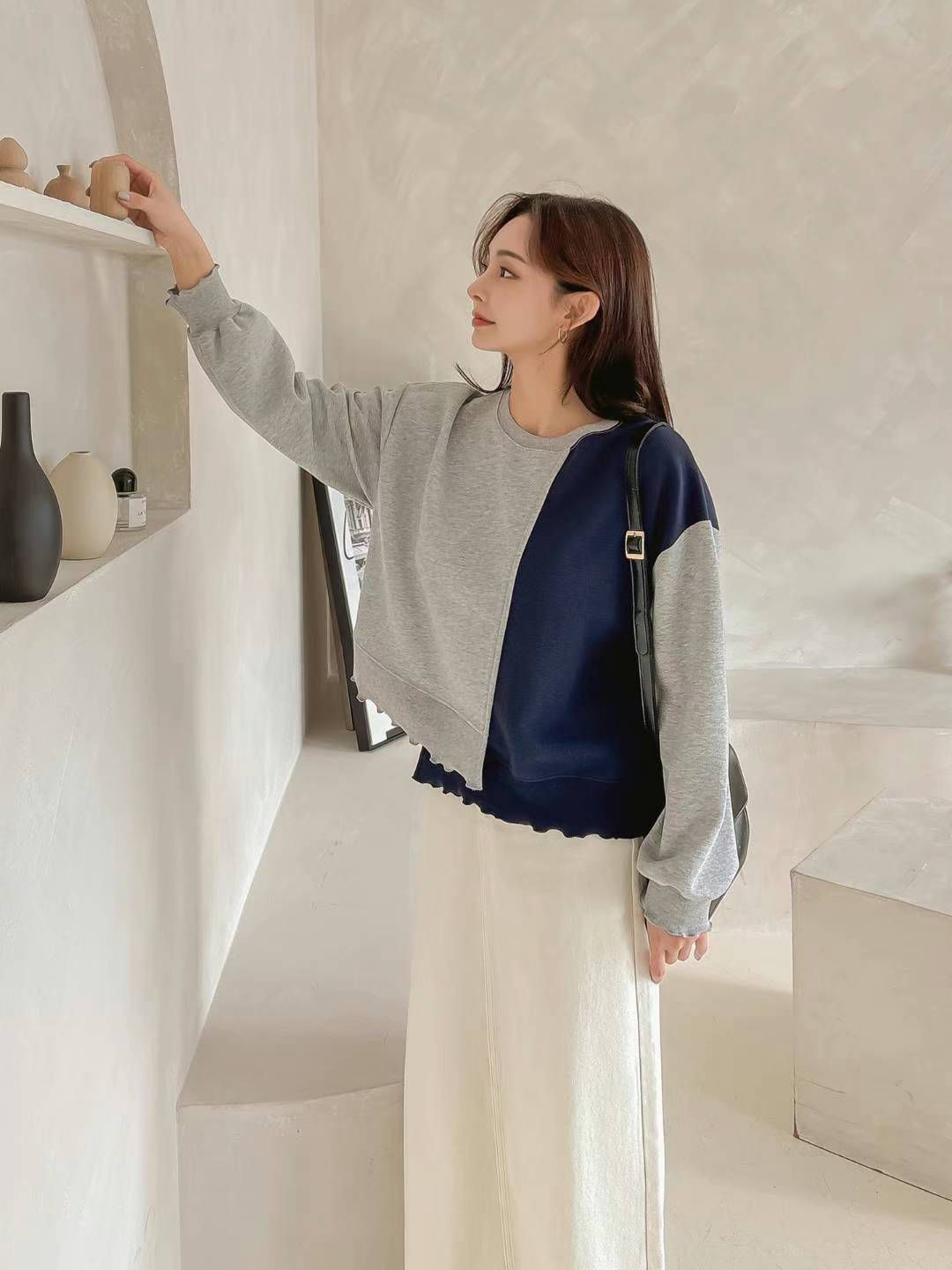 KJU123 ~ Two Tone Sweater