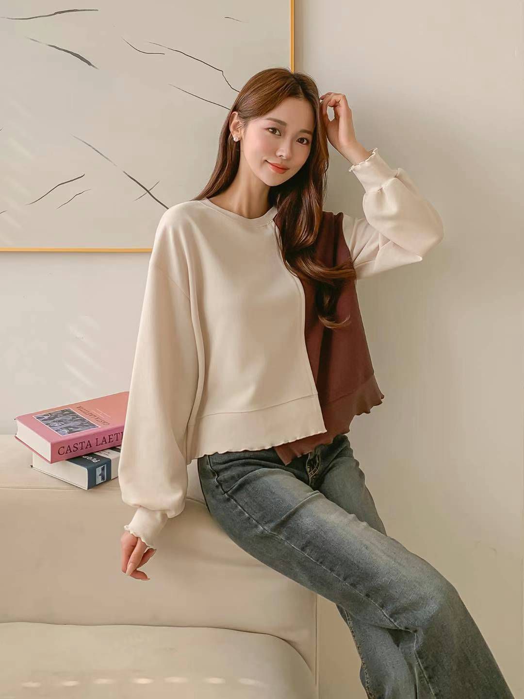 KJU123 ~ Two Tone Sweater