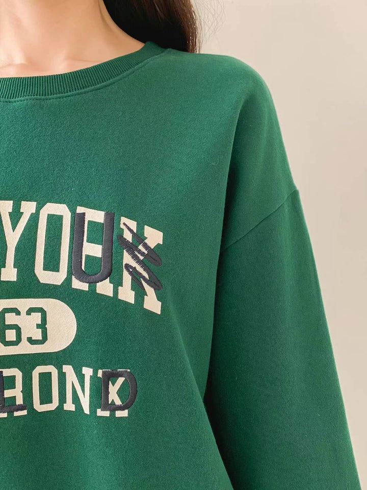 KJU124 ~ New York Sweater