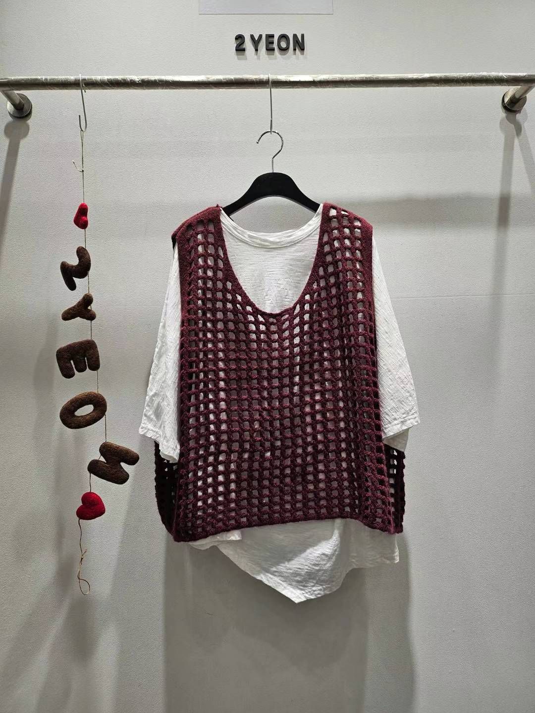 KYNS801 ~ Vest