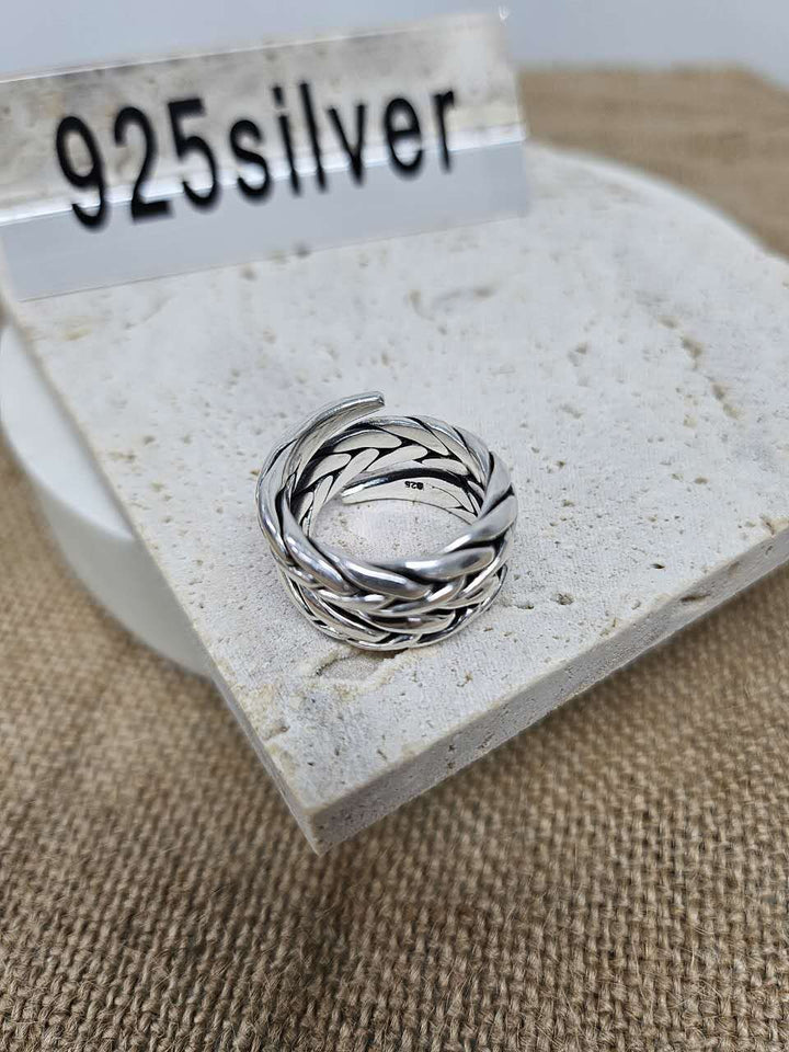 KYNA574 ~ Free Size Ring