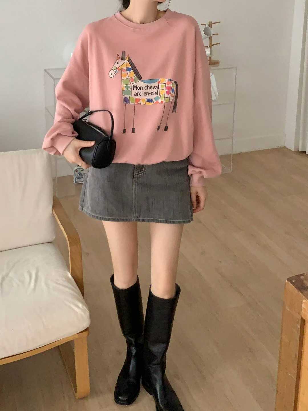 KBM902 ~ Horse Sweater